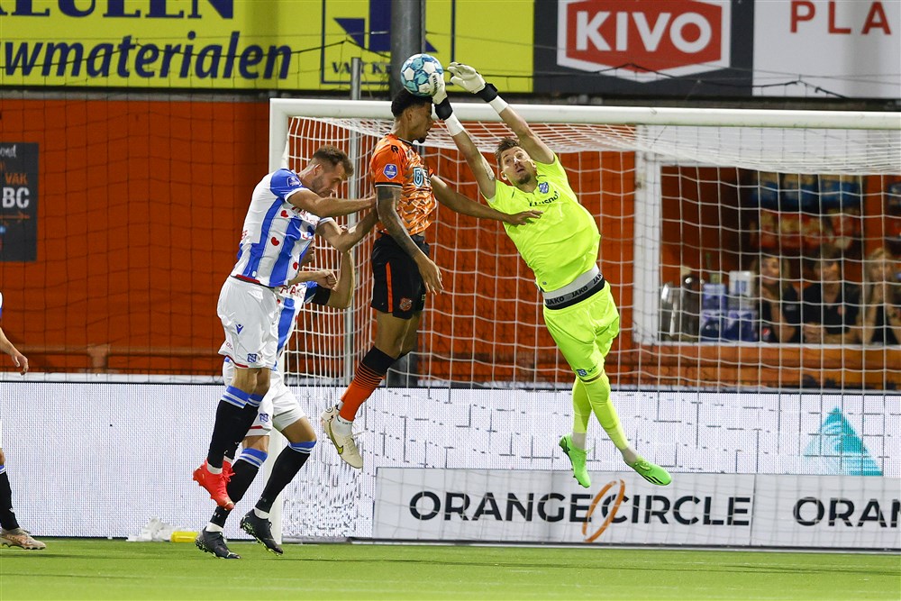 FC Volendam opnieuw grip kwijt na wissels