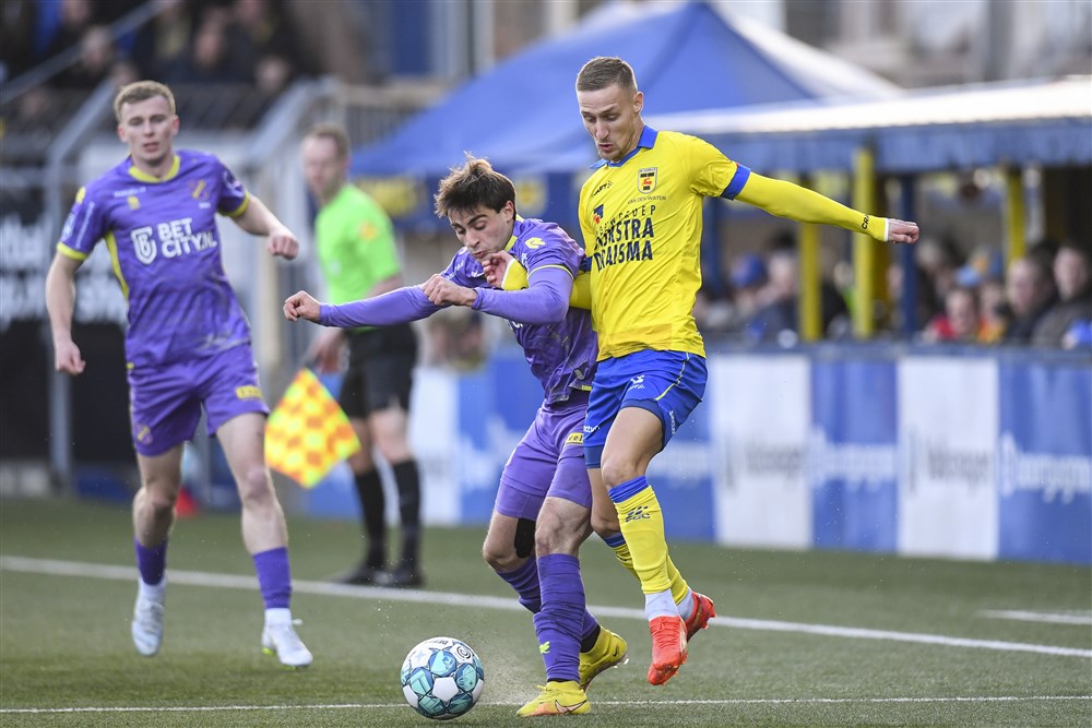 FC Volendam verlaat de onderste plaats bij Cambuur (0-3)