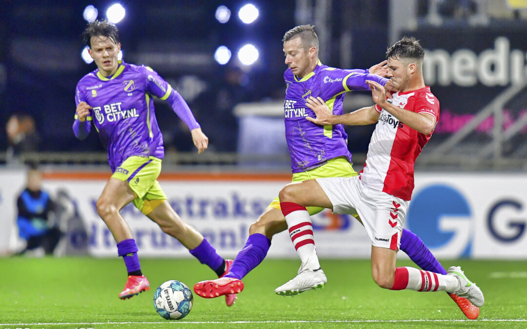 Zespuntenkluif voor FC Volendam tegen Emmen